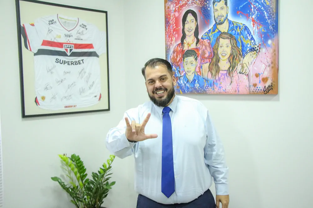 Vereador Robert Ziemann cobra cumprimento da Lei que institui Centro de Intérpretes de Libras em Maracaju