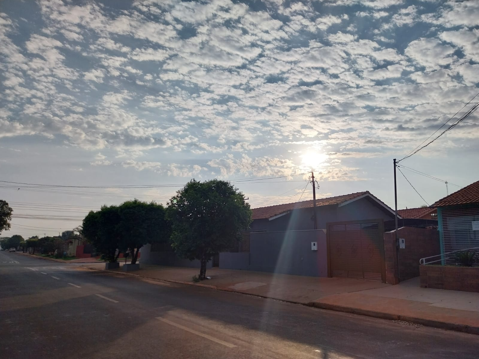 Maracaju tem previsão de temperatura máxima de 34 graus neste sábado.