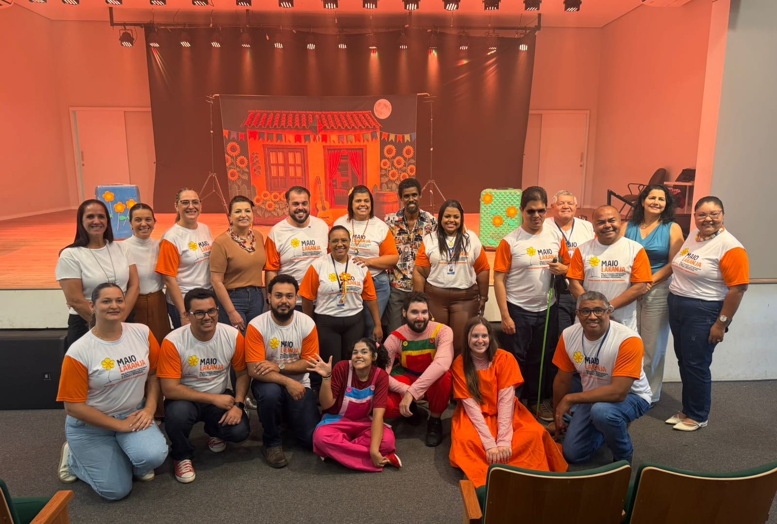 Maio Laranja é lançado em Maracaju com espetáculo teatral e mobilização pela proteção de crianças e adolescentes.