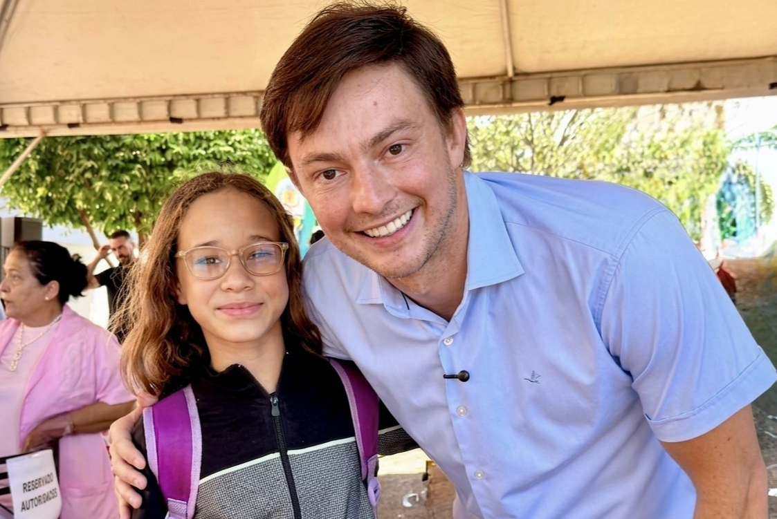 Gabi Cardoso faz história e leva Rio Brilhante à Seleção Brasileira de Karatê, reflexo do incentivo ao esporte local.