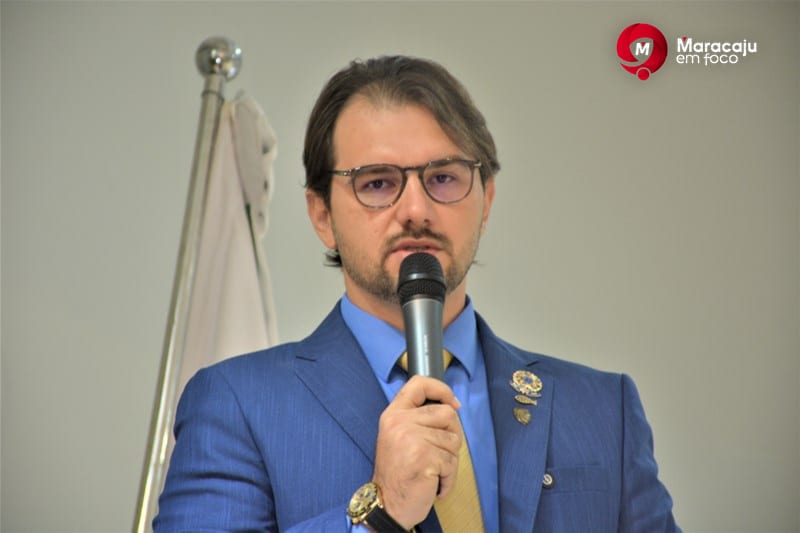 Vereador Diogo Frizzo apresenta indicações sobre iluminação, drenagem e melhorias nas praças de Maracaju