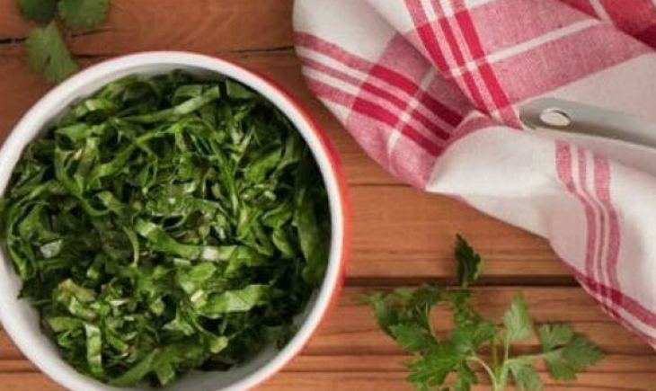 Receita de Couve refogada com alho