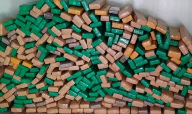 Nova Casa Verde: Adolescente é flagrado dirigindo veículo com mais de 400 quilos de maconha.