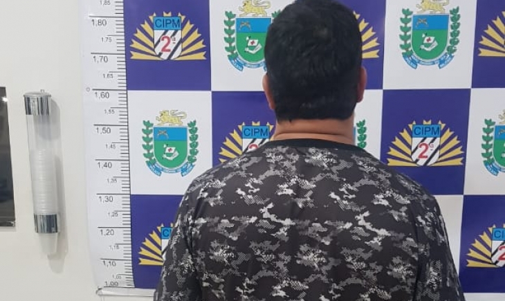 Polícia Militar cumpre mandado de prisão durante abordagem em Maracaju