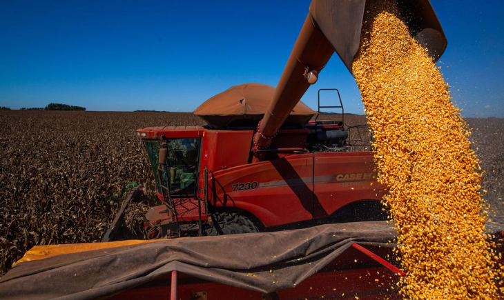 Balança comercial tem superávit de US$ 1,102 bi no início de outubro