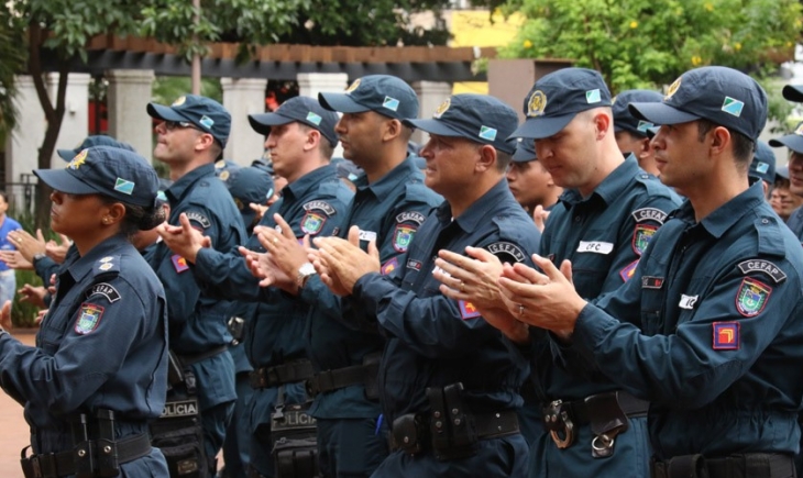 Felipe defende projeto que possibilita a militares da reserva atuar por mais 5 anos