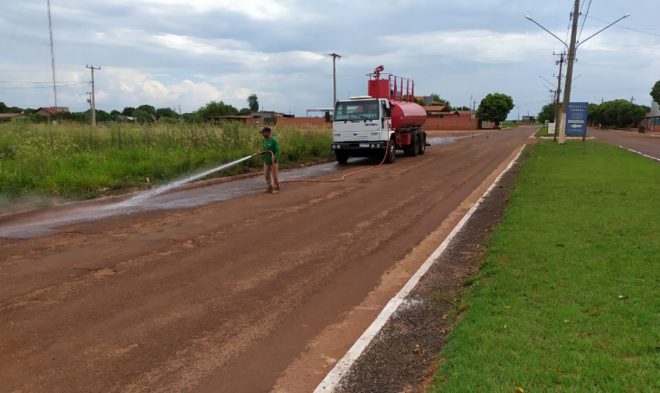 Prefeitura de Maracaju inicia o ano com ações de limpeza em Vista Alegre.