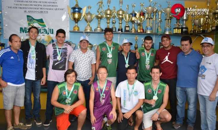 Secretaria de Esportes de Maracaju fez homenagem a Adolfo Garcete. Saiba mais.