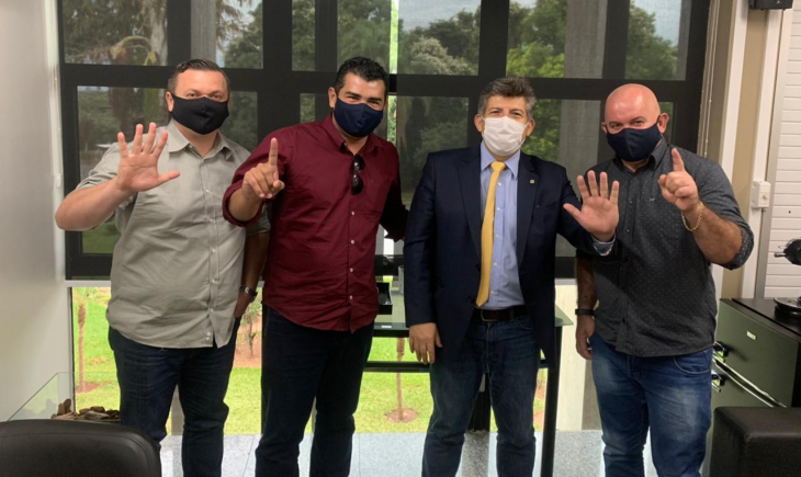 Vereadores Vilmar e Jeferson Lopes se reúnem com Deputado Estadual Lidio Lopes.