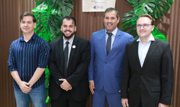 Reitor da UEMS é homenageado pela Câmara Municipal de Maracaju