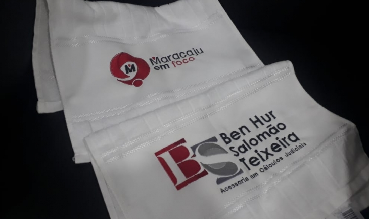 Já pensou em ter toalhas de rosto personalizadas para você ou sua empresa? Encomenda já a sua.