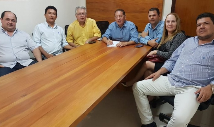 Gerson Claro discute projetos de Infraestrutura com vereadores de Itaporã