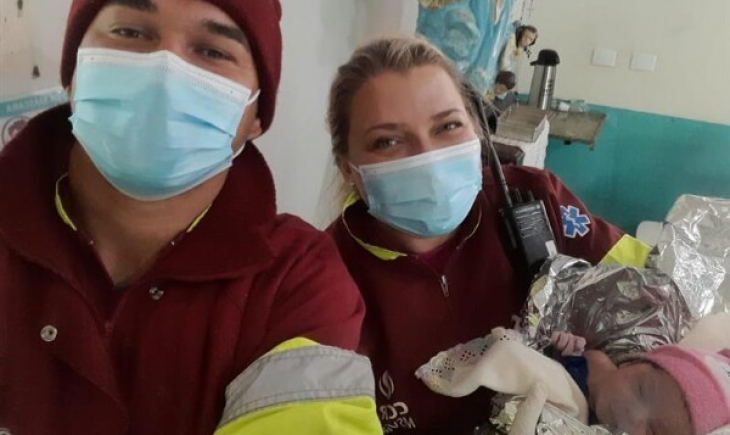 Bebê nasce às margens da BR-163/MS na Capital, em ambulância da CCR MSVia