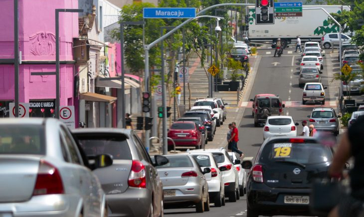Veículos com placa final 0 tem até dia 31 para quitar licenciamento