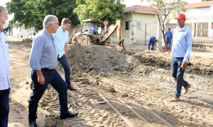 Reinaldo Azambuja garante conclusão de obras até dezembro e dinheiro em caixa para 2023