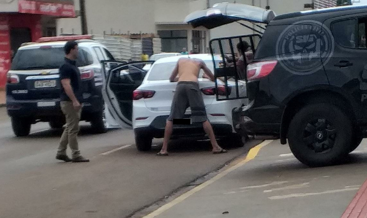 Polícia Civil de Maracaju prende em flagrante quatro suspeitos de roubo de veículo ocorrido em Paranaíba