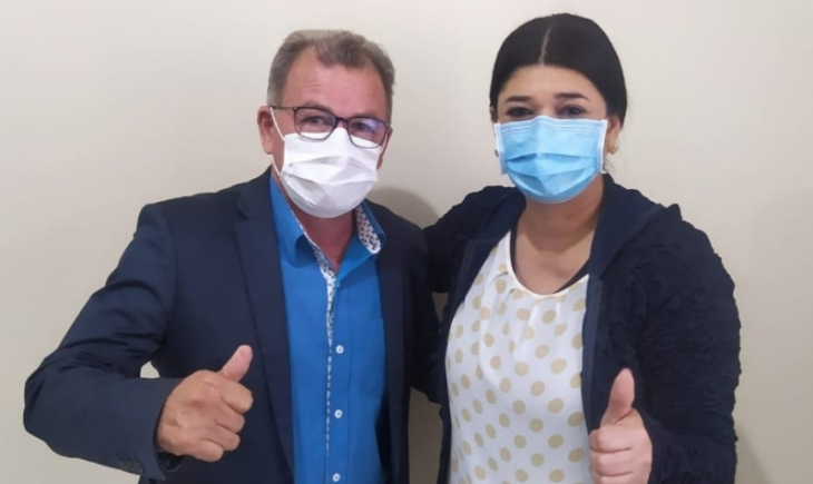Em visita a Deputada Federal Rose Modesto, Joãozinho Rocha garante 400 mil para compra de novo ônibus para transporte de pacientes.