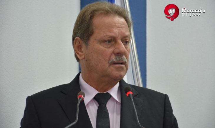Vereador Hélio Albarello cobra melhorias no serviço de Iluminação Pública da cidade.