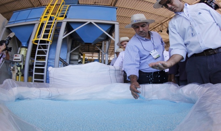 Com apoio do Governo do Estado, Rio Brilhante recebe fábrica de fertilizantes de R$ 25 milhões