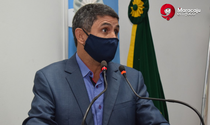 Vereador Nego do Povo concorda com instalação, mas pede cautela no aumento de quebra-molas em diversos locais que prejudicam rapidez do Corpo de Bombeiros e Polícia Militar. Leia e assista.