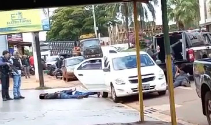 Três são presos em flagrante após roubo a loja de presentes em Maracaju.