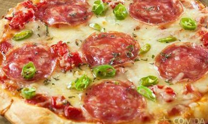 Receita de Pizza de salame