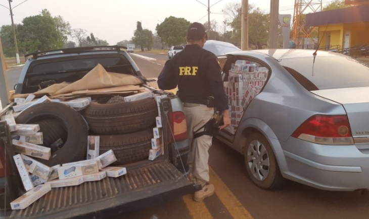 PRF apreende 25 mil maços de cigarros e 55 pneus em Maracaju.