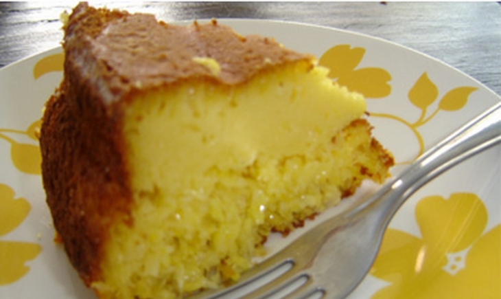Receita de Bolo de milho verde cremoso. Saiba mais.