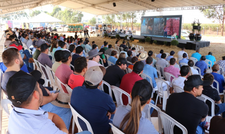 Segredo da alta produtividade e escassez de fertilizantes no campo foram destaques no 2° dia de Showtec 