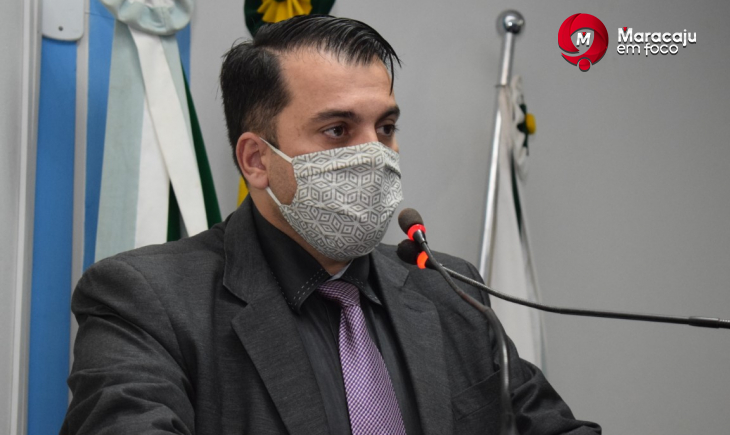 Robert solicita estudo afim de implantar psicólogos e assistentes sociais na Rede Pública de Ensino. Leia e assista.