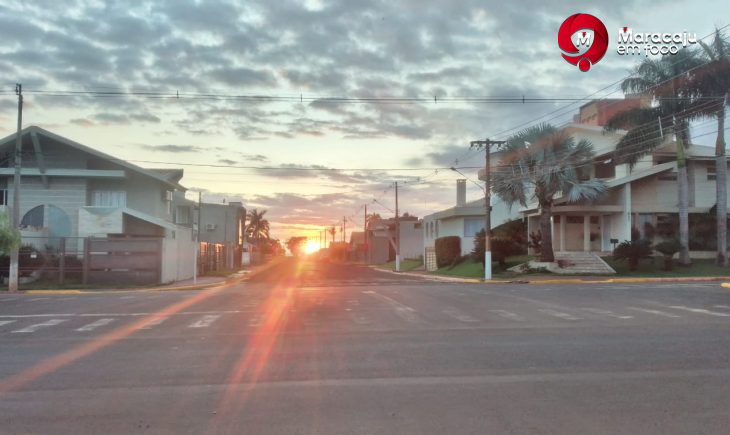 Previsão é de tempo firme com temperatura máxima de 32 graus nesta segunda-feira.