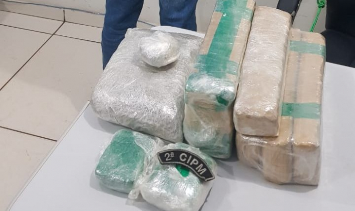 Polícia Militar de Maracaju prende indivíduo por tráfico de droga que seria comercializada em Prudente/SP