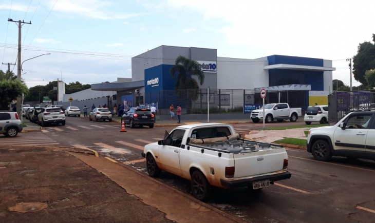 GEMUTRAN realiza ação pontual de sensibilização de educação para o trânsito de Volta às Aulas.