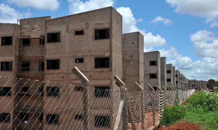 Em meio a incertezas, MS terá 2,8 mil moradias populares