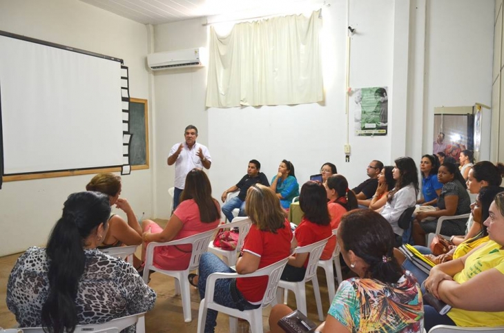 Prefeito Maurílio promete melhorias na Assistência Social