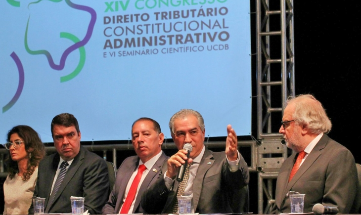 Reinaldo Azambuja defende simplificação tributária e diz que reforma da Previdência tem que acabar com privilégios