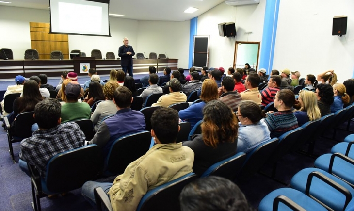 Maracaju: Palestra motivacional é realizada pela educação. Saiba mais.
