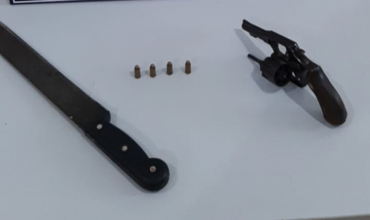 Polícia Militar de Maracaju detém indivíduo por porte ilegal de arma de fogo de uso permitido