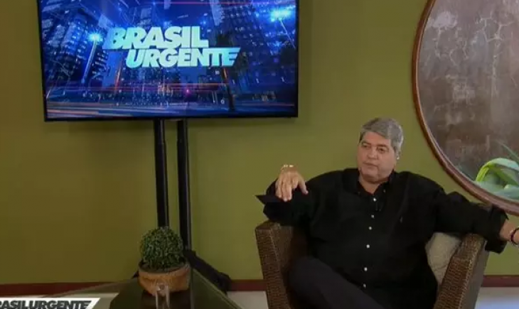 Band tem falha técnica e obriga Datena a sair de isolamento durante programa