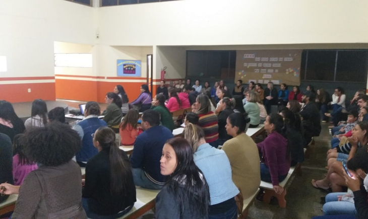 Rio Brilhante: Palestra sobre o “Desenvolvimento da Fala e da Linguagem” é realizada no Centro de Educação Infantil Elisa Nantes Flores
