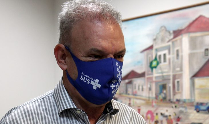 Com mais de 100 mil casos de COVID-19, SES cobra medidas mais restritivas dos municípios para conter avanço da doença