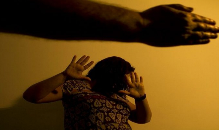 Lei que inclui registro de violência contra a mulher no cadastro de programas sociais é sancionada