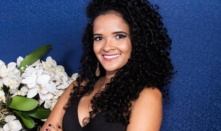 Designer de Interiores Edna Araújo: Usando Objetos Antigos Na Decoração.